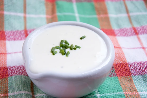 Würziger Blauschimmelkäse-Dip