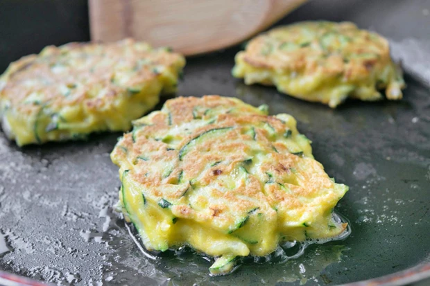 Zucchinipuffer