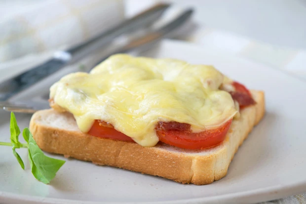 Schinken-Champignon-Toast
