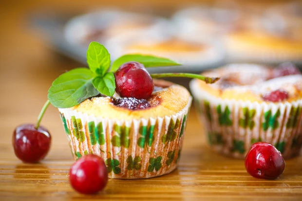 Kokos-Kirsch-Muffins