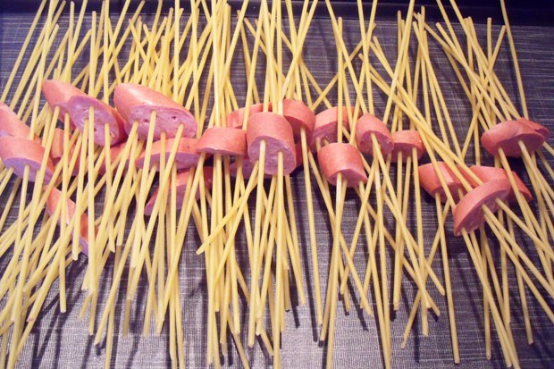 Spaghetti Würstchen für Kinder