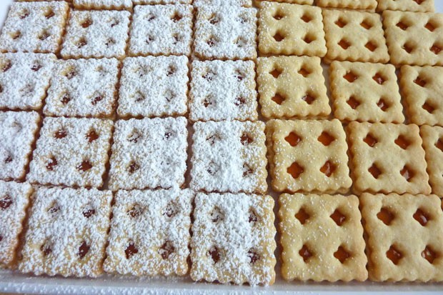 Mürbteigkekse mit Marmelade