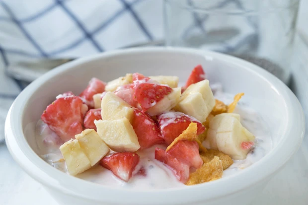 Mandelmilch Chia Pudding mit Topping