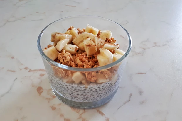 Kokosmilch Chia Pudding mit Topping