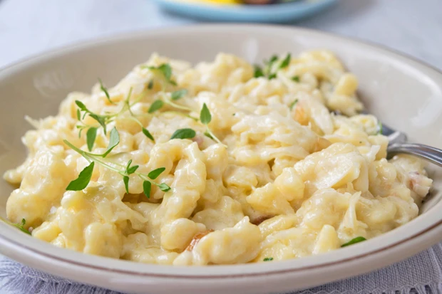 Krautsp&auml;tzle mit K&auml;se