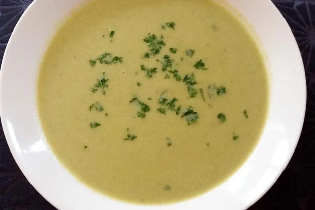 Spargelcremesuppe