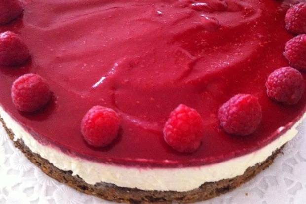 Topfen-Himbeer Torte