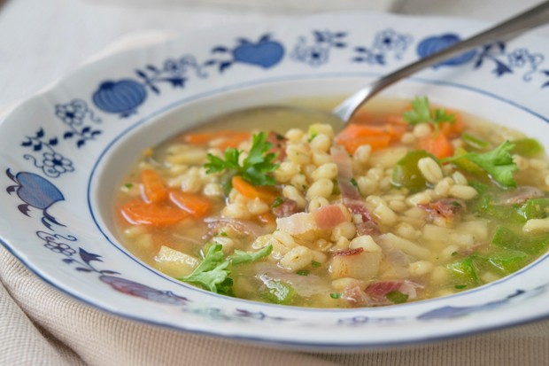 Steirische Rollgerstensuppe