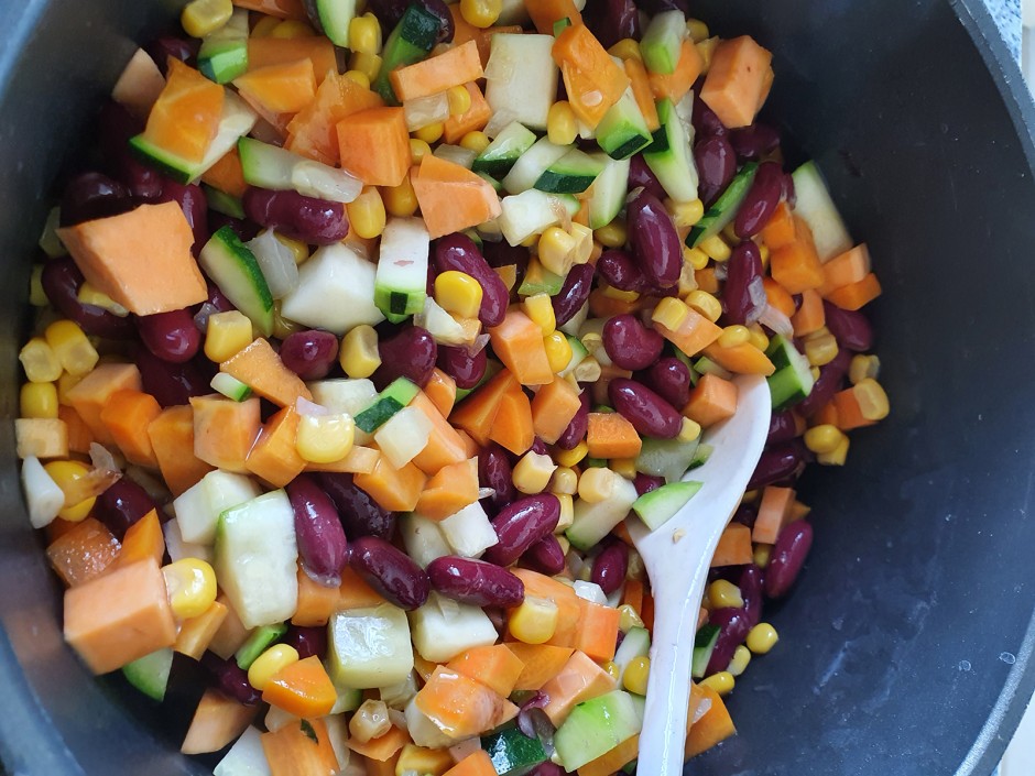 Chili Sin Carne mit Süßkartoffeln