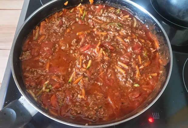 Topinambur-Kroketten mit Bolognese