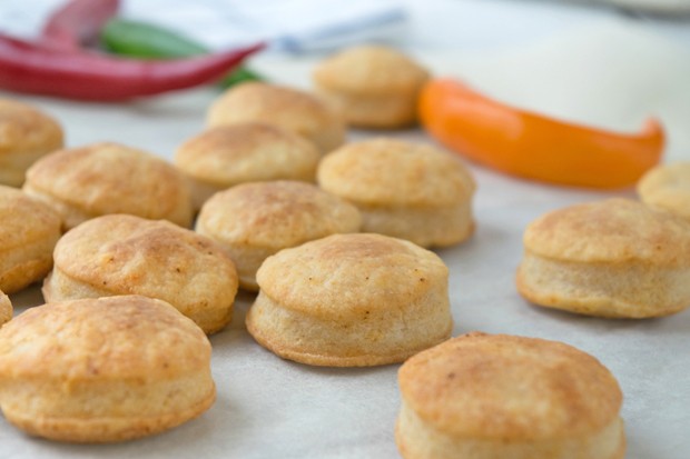 Chili-Käse-Cracker