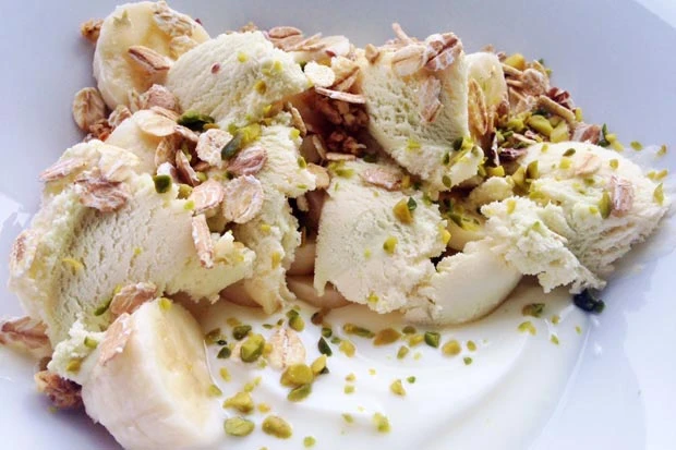 Pistazieneis mit Jogurt