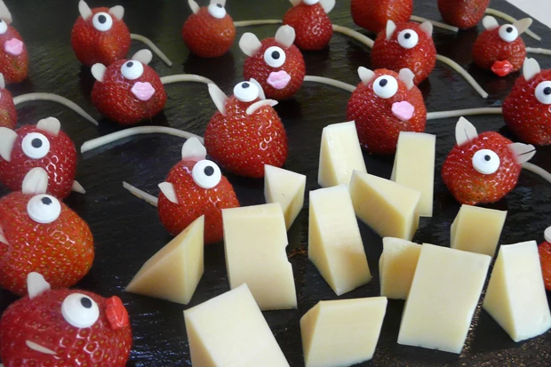 Monstererdbeeren f&uuml;r die Kinderparty