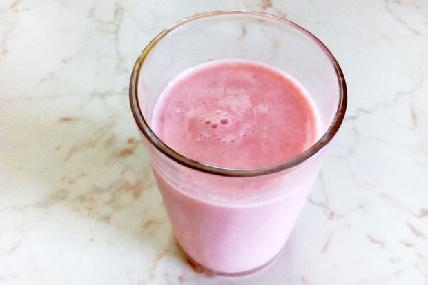 Erdbeermilch