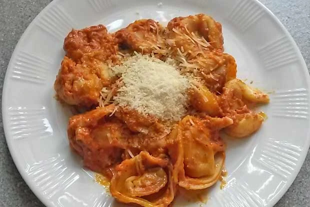 Pesto-Tortellini