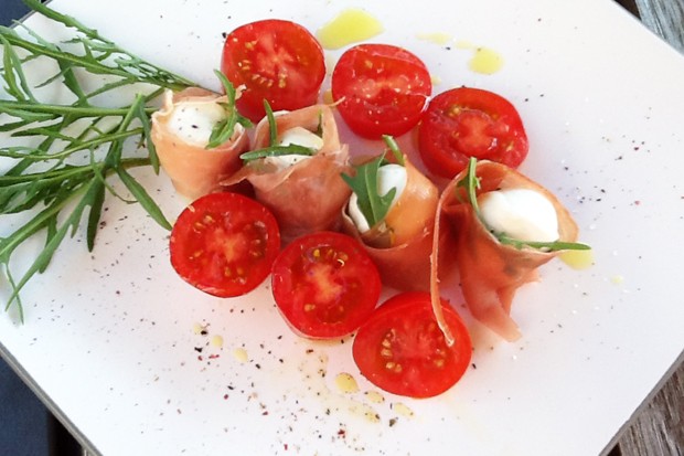 Prosciutto-Mozzarella Kugeln