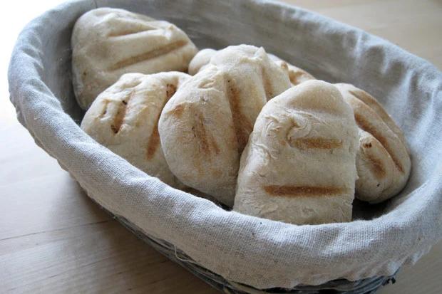 Br&ouml;tchen vom Griller