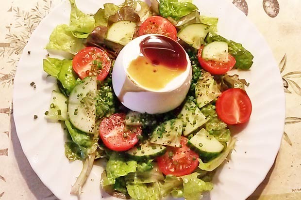 Sommersalat mit Schaffrischkäse