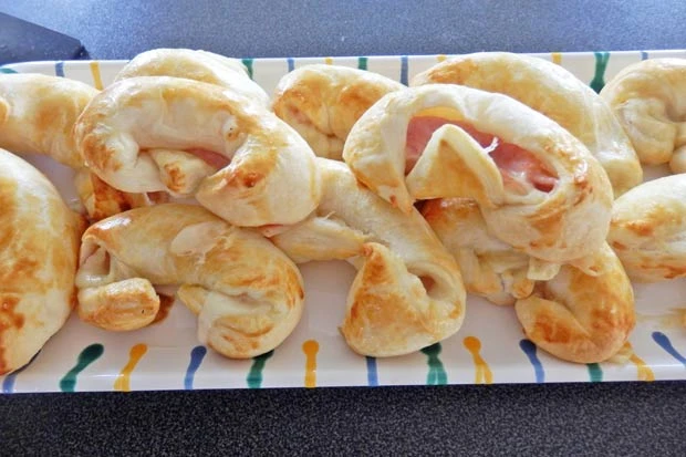 Schinken-K&auml;se-Kipferl