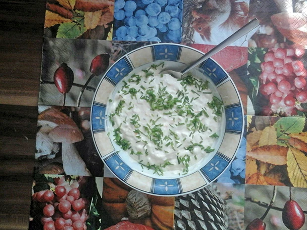 Knoblauchso&szlig;e mit Ei
