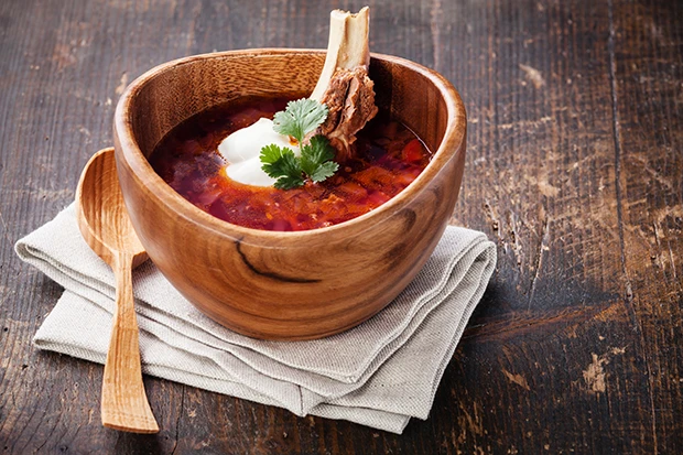Borschtsch mit Sauerrahm