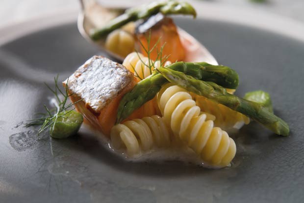 Fusilli Salmone e Asparagi (Con Panna)