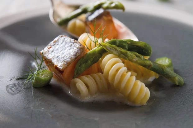 Fusilli Salmone e Asparagi (Con Panna)