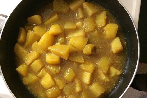 Kartoffeln mit Sauce