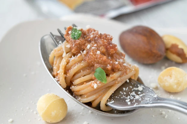 Vegane Nuss-Bolognese