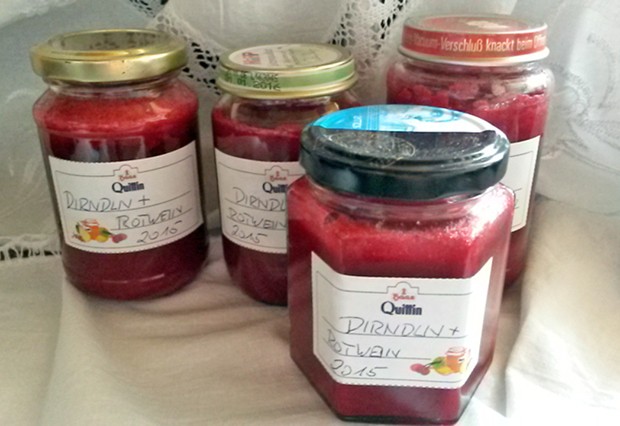 Dirndlmarmelade mit Rotwein