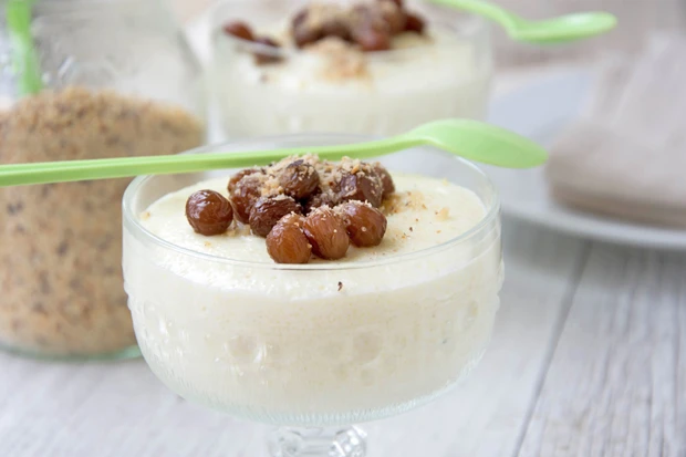 Grie&szlig;brei mit N&uuml;ssen und Rosinen