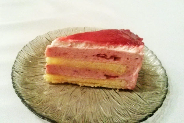 Erdbeercremetorte