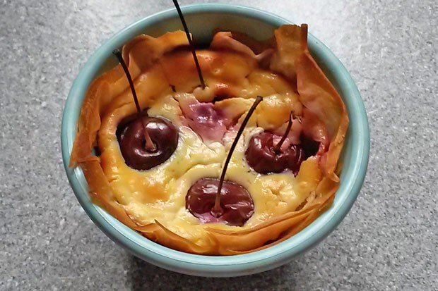 Topfentörtchen mit Kirschen