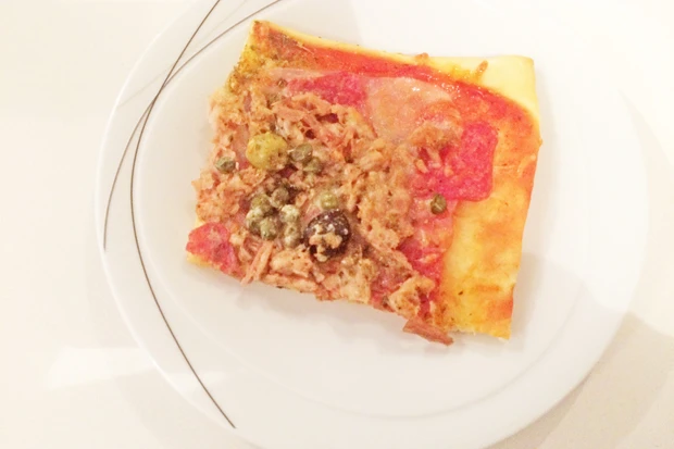 Pizza mit Schafskäse