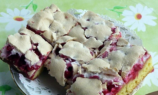Ribiselschnitten