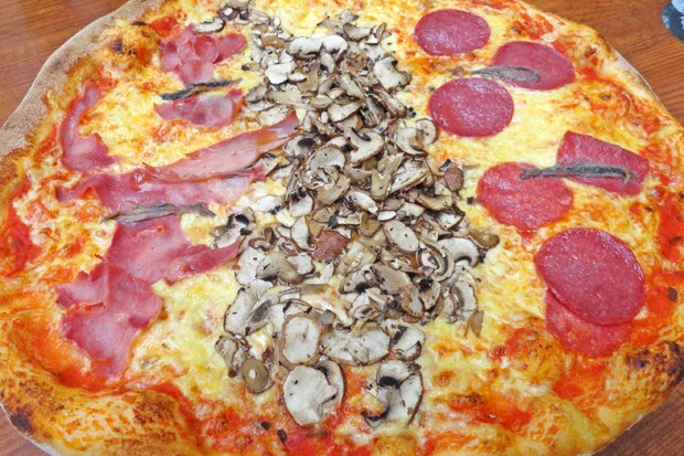 Salamipizza