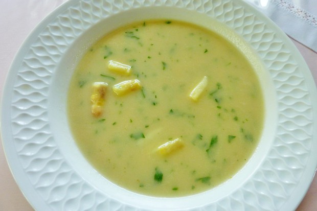 Spargelcremesuppe