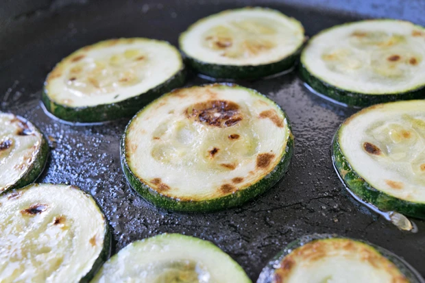 Zucchini gebraten