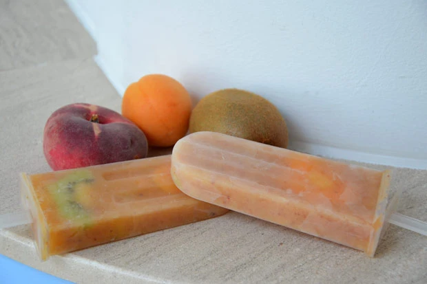 Sommerliches Fr&uuml;chtemus-Eis