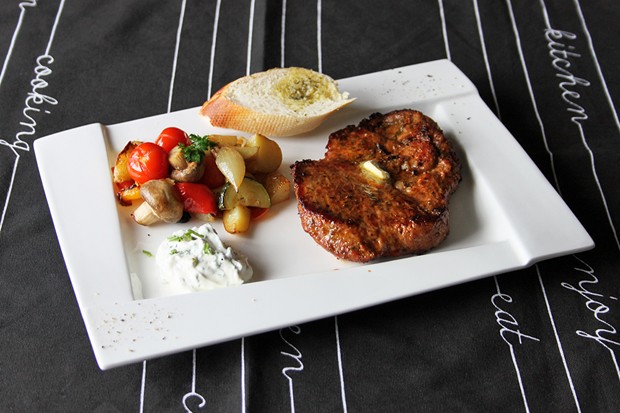 Gegrillter Schopfbraten