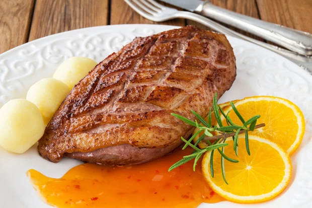 Entenbrust Sous Vide in Orangensauce