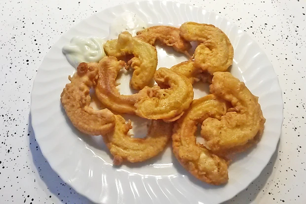 Kürbis in Bierteig