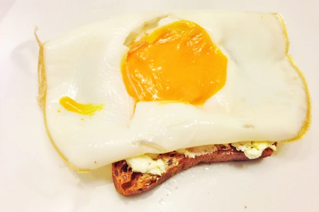 Toast mit Spiegelei