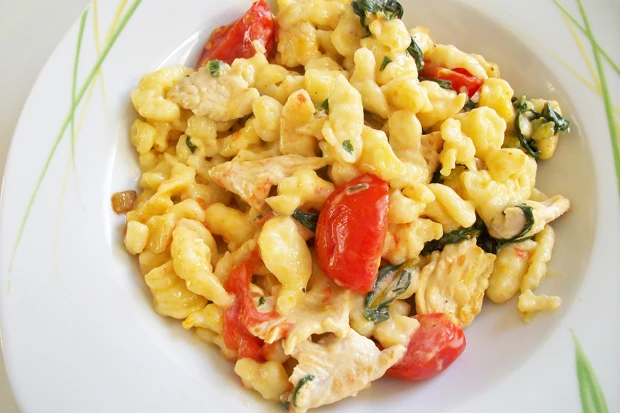 Sp&auml;tzle mit Mangold-Pute
