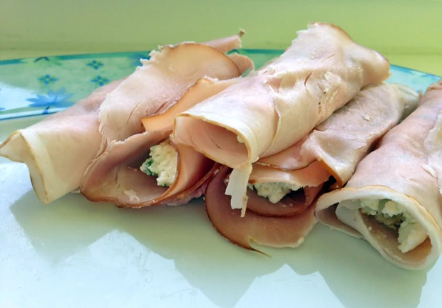 gefüllte Schinkenröllchen