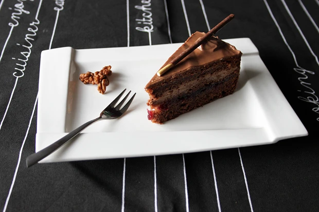 Nutella-Cranberry-Torte
