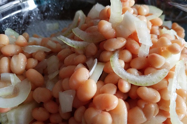 Weißer Bohnensalat