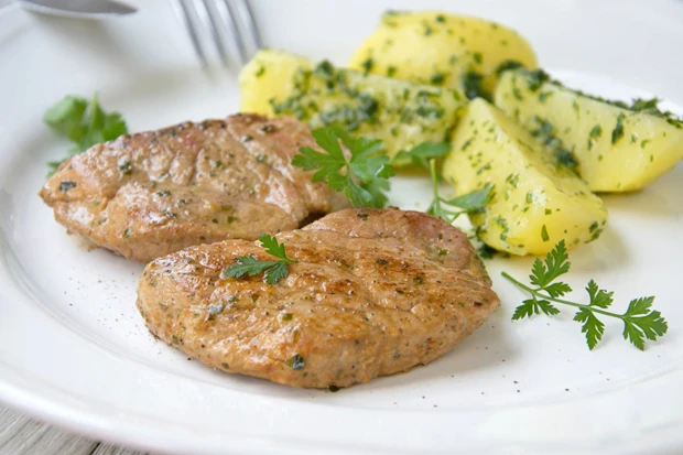Kalbsmedaillons mit Salzkartoffel