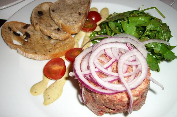 Beef Tatar nach BeB&auml;