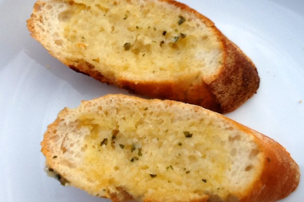 Gegrilltes Knoblauchbrot